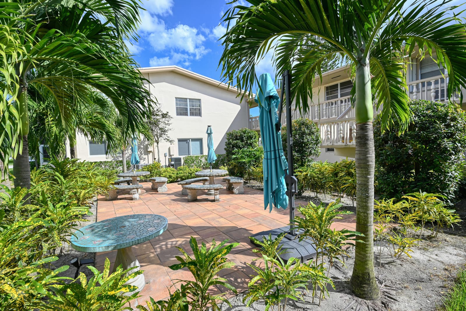 102 Coventry E 102, West Palm Beach, FL 33417 photo 14