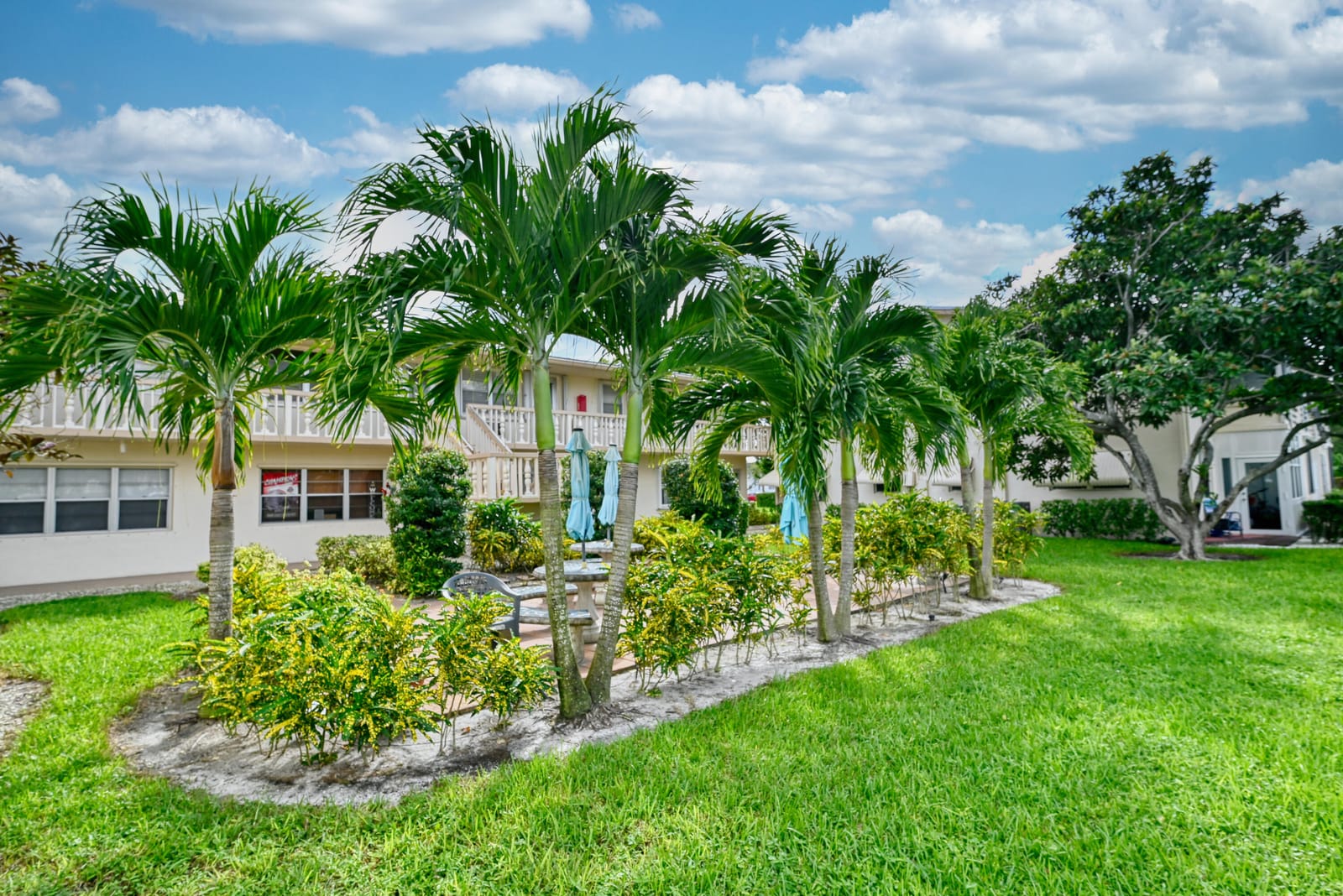 102 Coventry E 102, West Palm Beach, FL 33417 photo 15