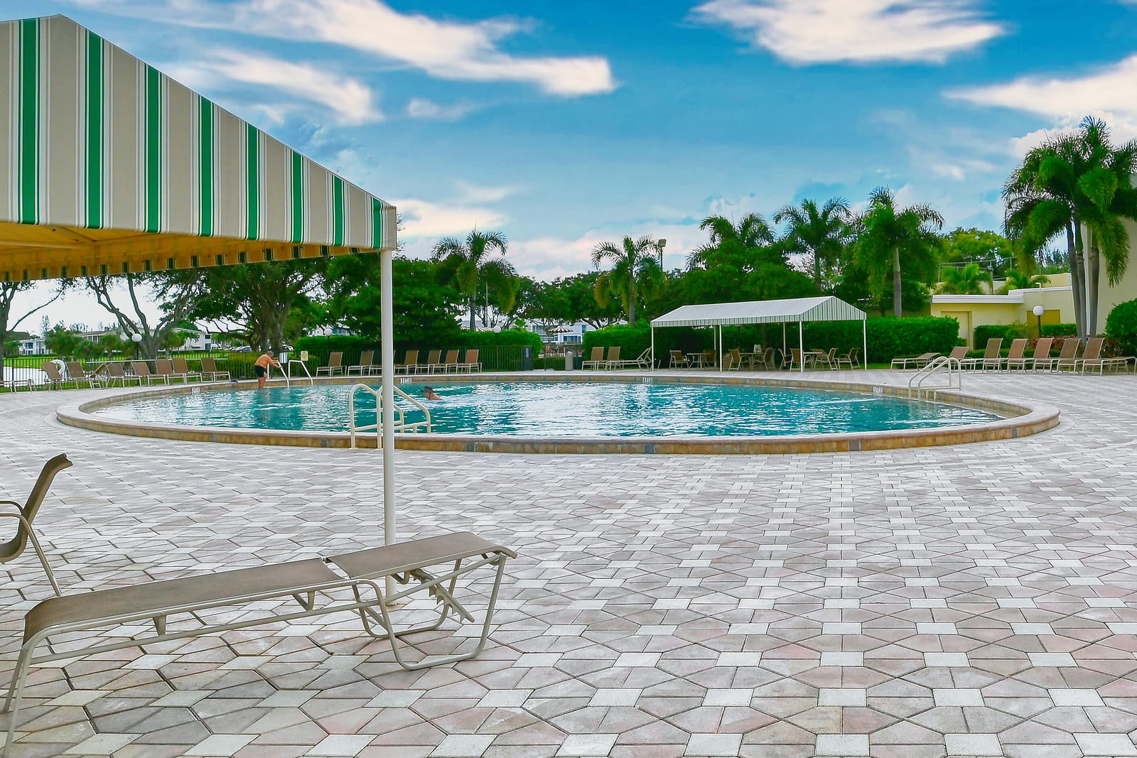 102 Coventry E 102, West Palm Beach, FL 33417 photo 18