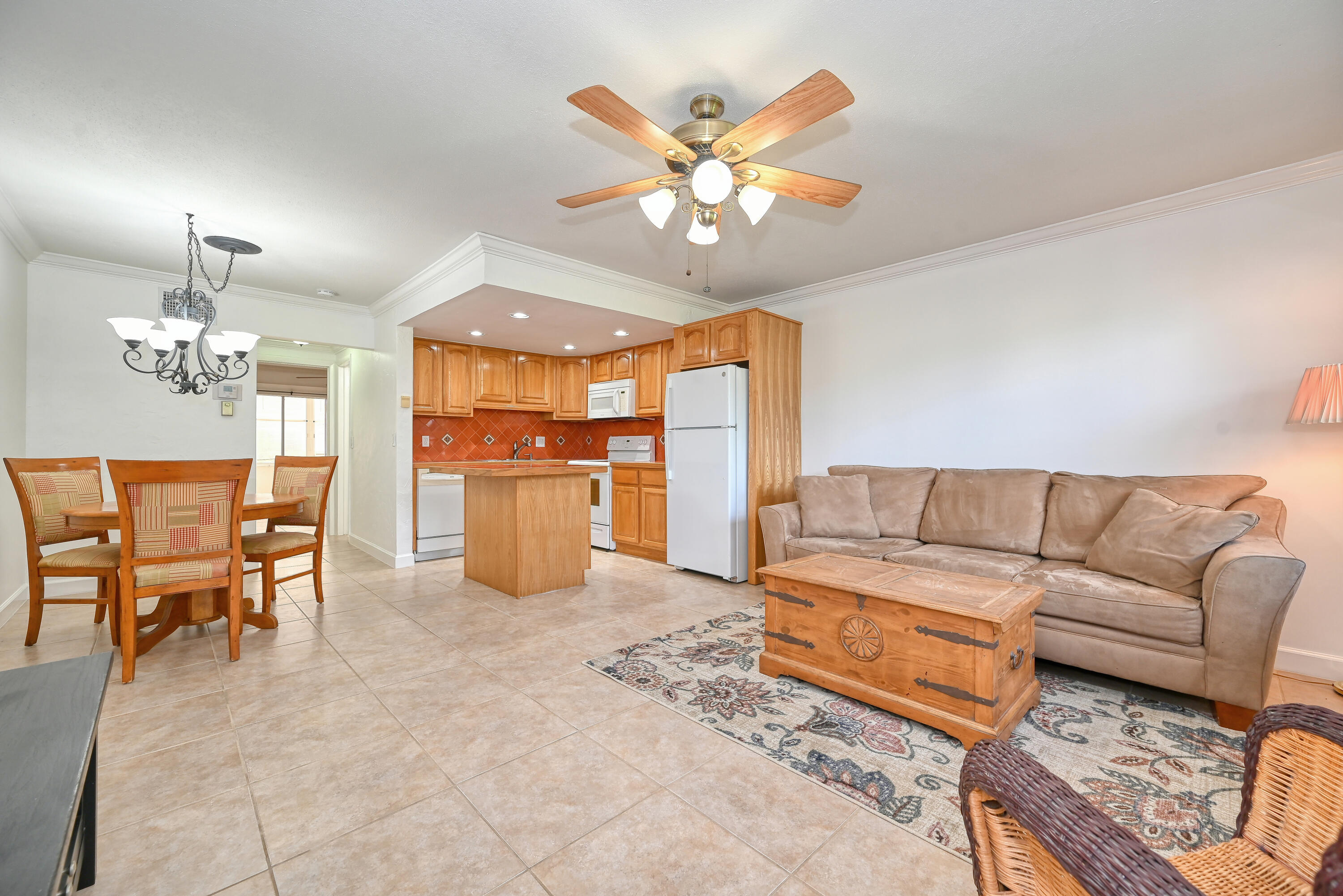 102 Coventry E 102, West Palm Beach, FL 33417, West Palm Beach