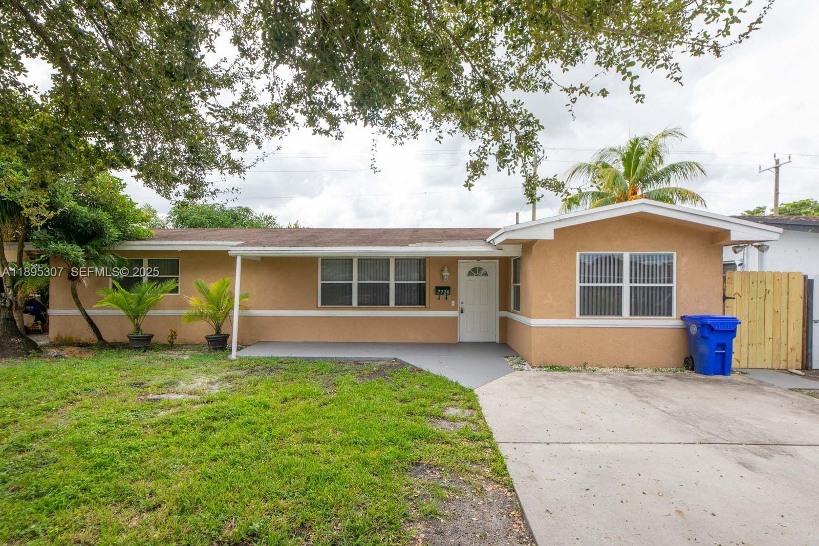 7720 NW 15th Street — photo 2