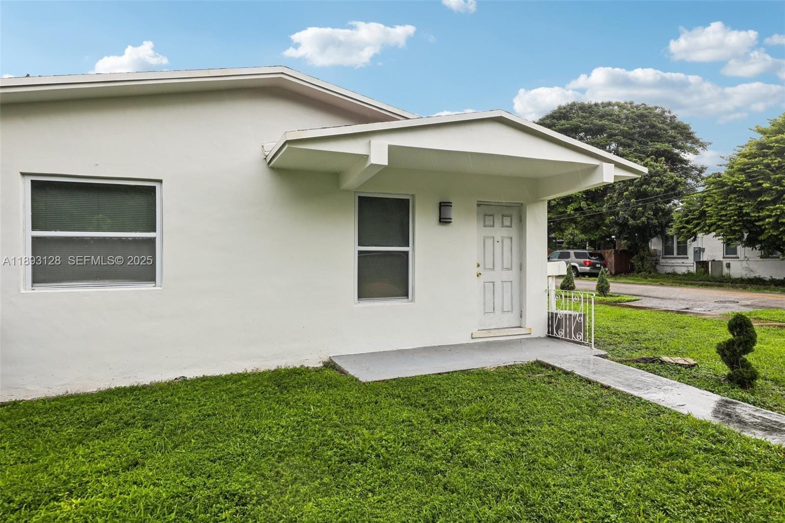 3300 SW 9th Terrace, Miami, FL 33135 photo 2