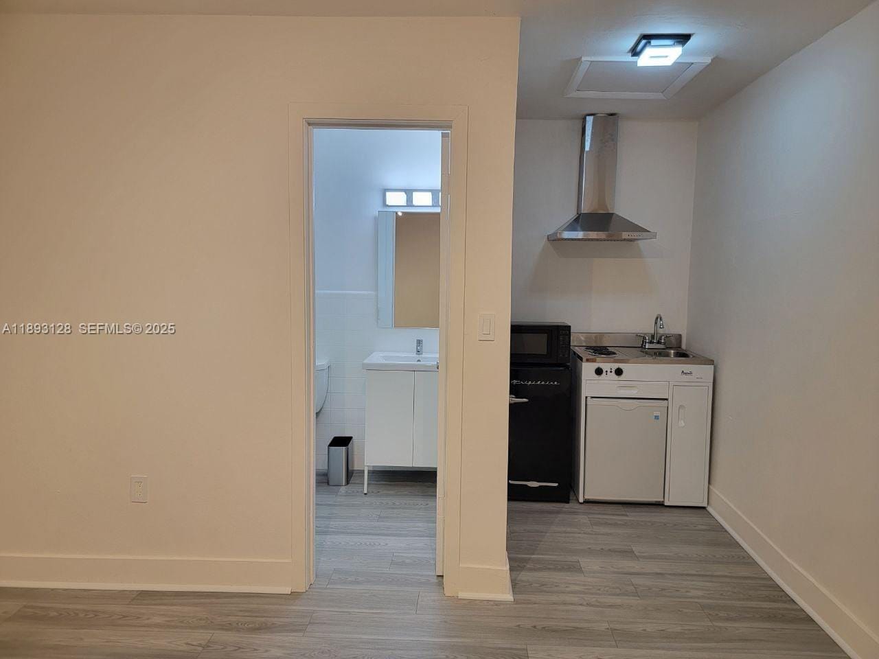 3300 SW 9th Terrace, Miami, FL 33135 photo 11