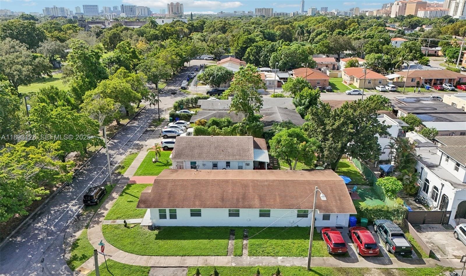 3300 SW 9th Terrace, Miami, FL 33135 photo 5