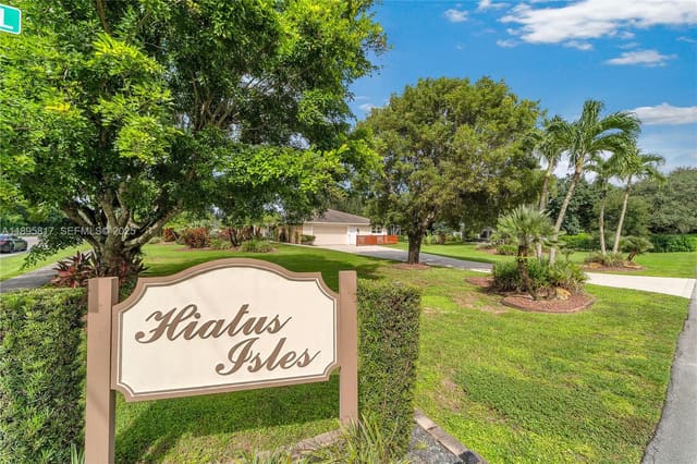 4020 SW 112th Avenue, sold in Martha Bright Farms, Davie, FL