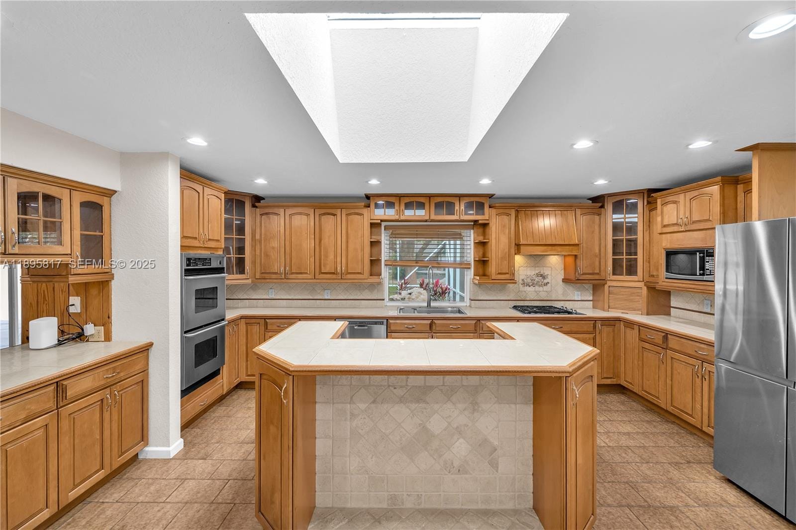 4020 SW 112th Avenue, Davie, FL 33330 photo 8