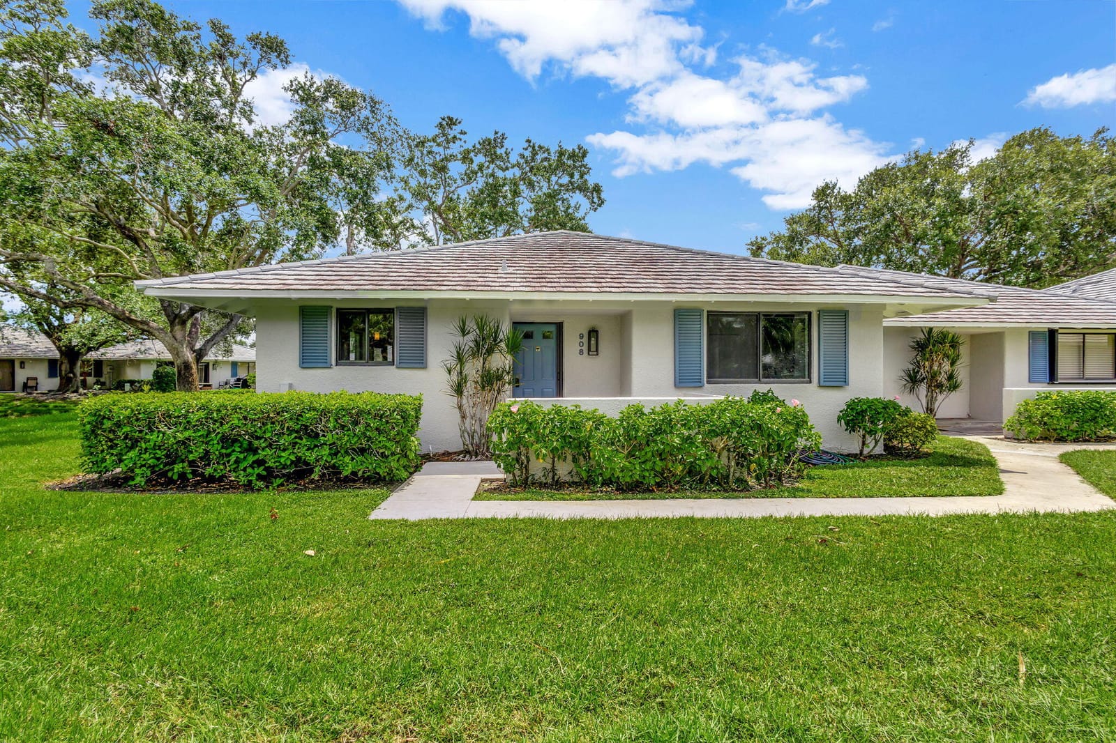 908 Club Drive 908, Palm Beach Gardens, FL 33418