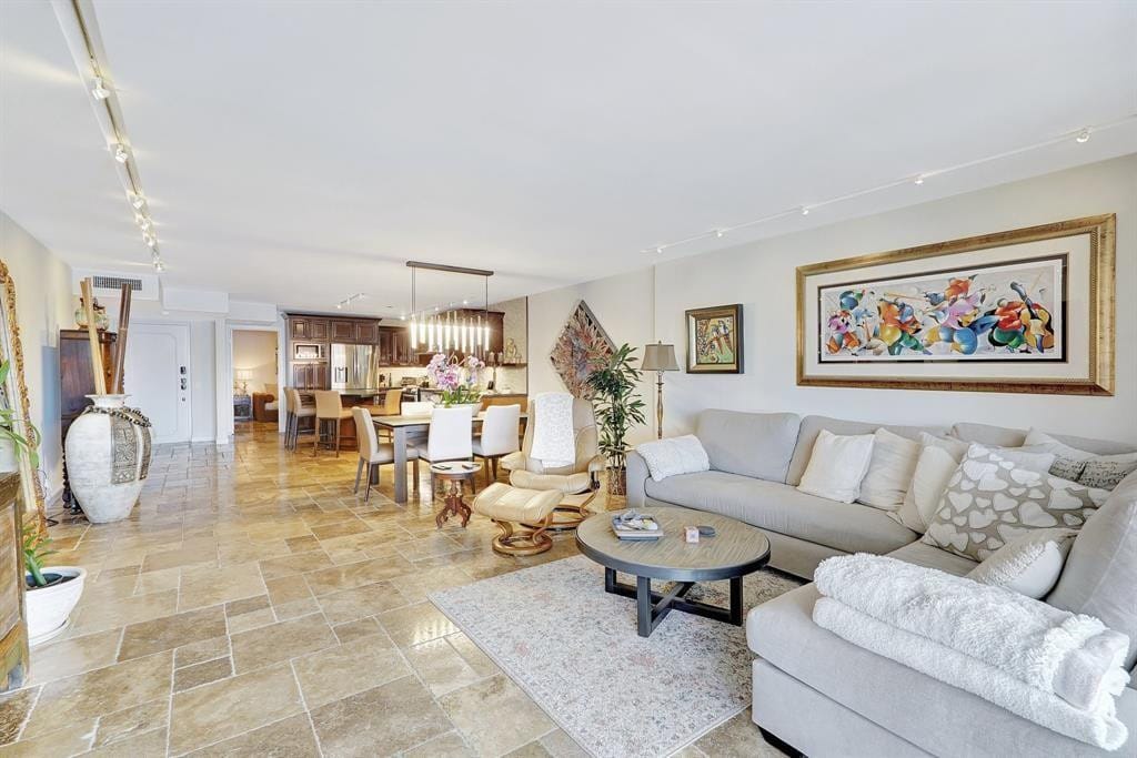 2300 Diana 203, Hallandale Beach, FL 33009 photo 16
