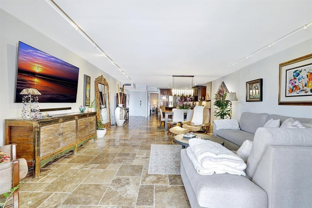 2300 Diana 203, Hallandale Beach, FL 33009 photo 18