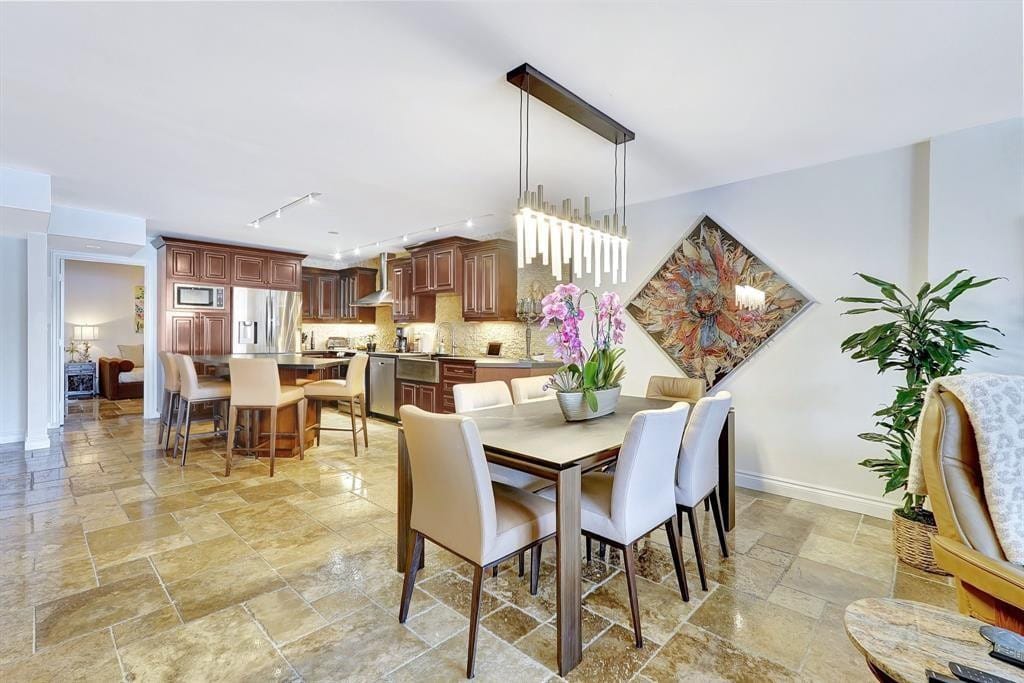 2300 Diana 203, Hallandale Beach, FL 33009 photo 23