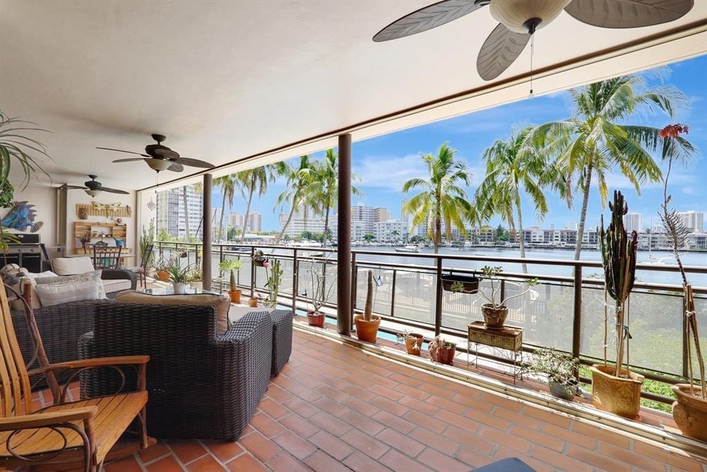 2300 Diana 203, Hallandale Beach, FL 33009 photo 28