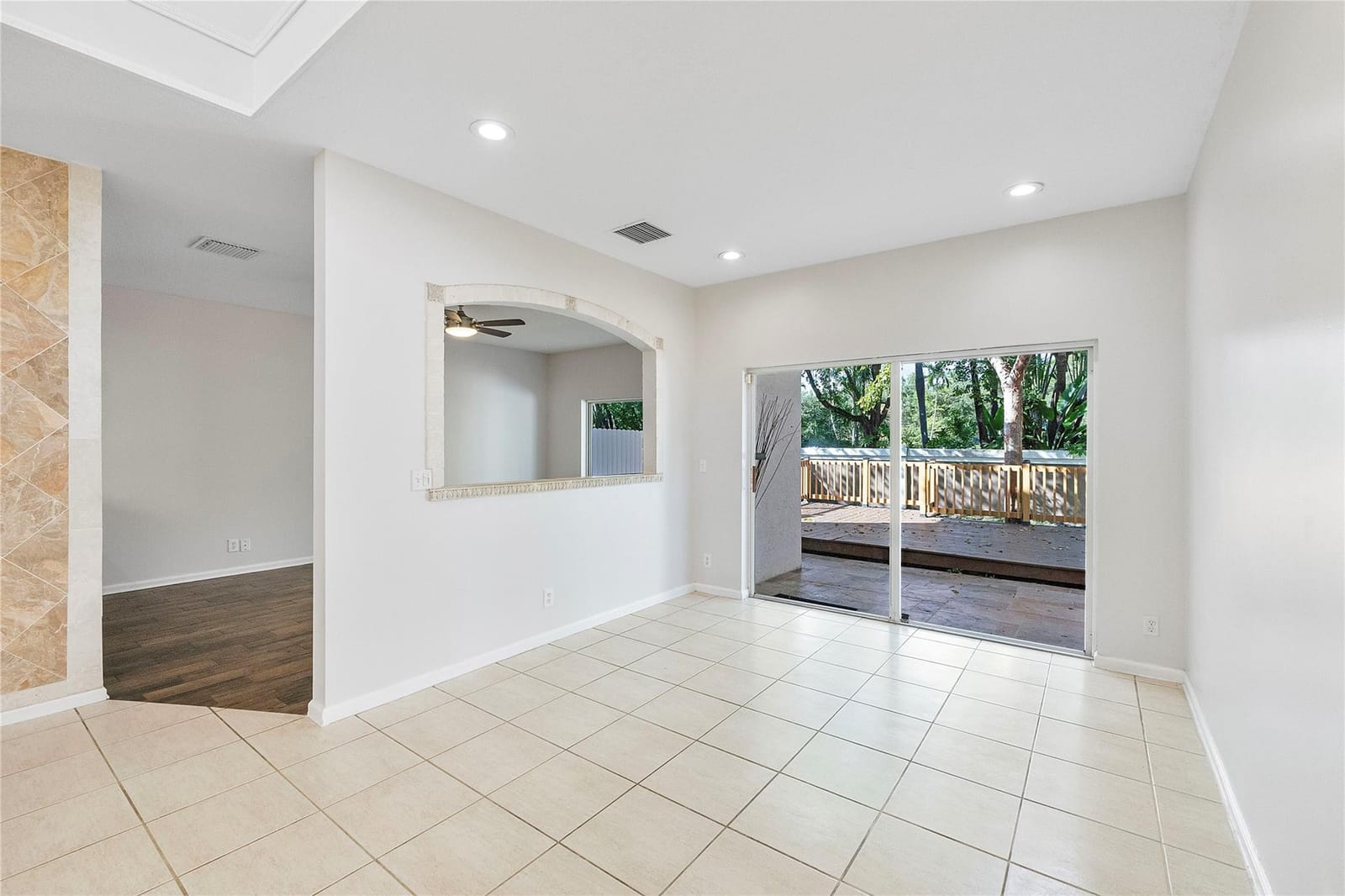 10249 NW 7th Street, Coral Springs, FL 33071 photo 9