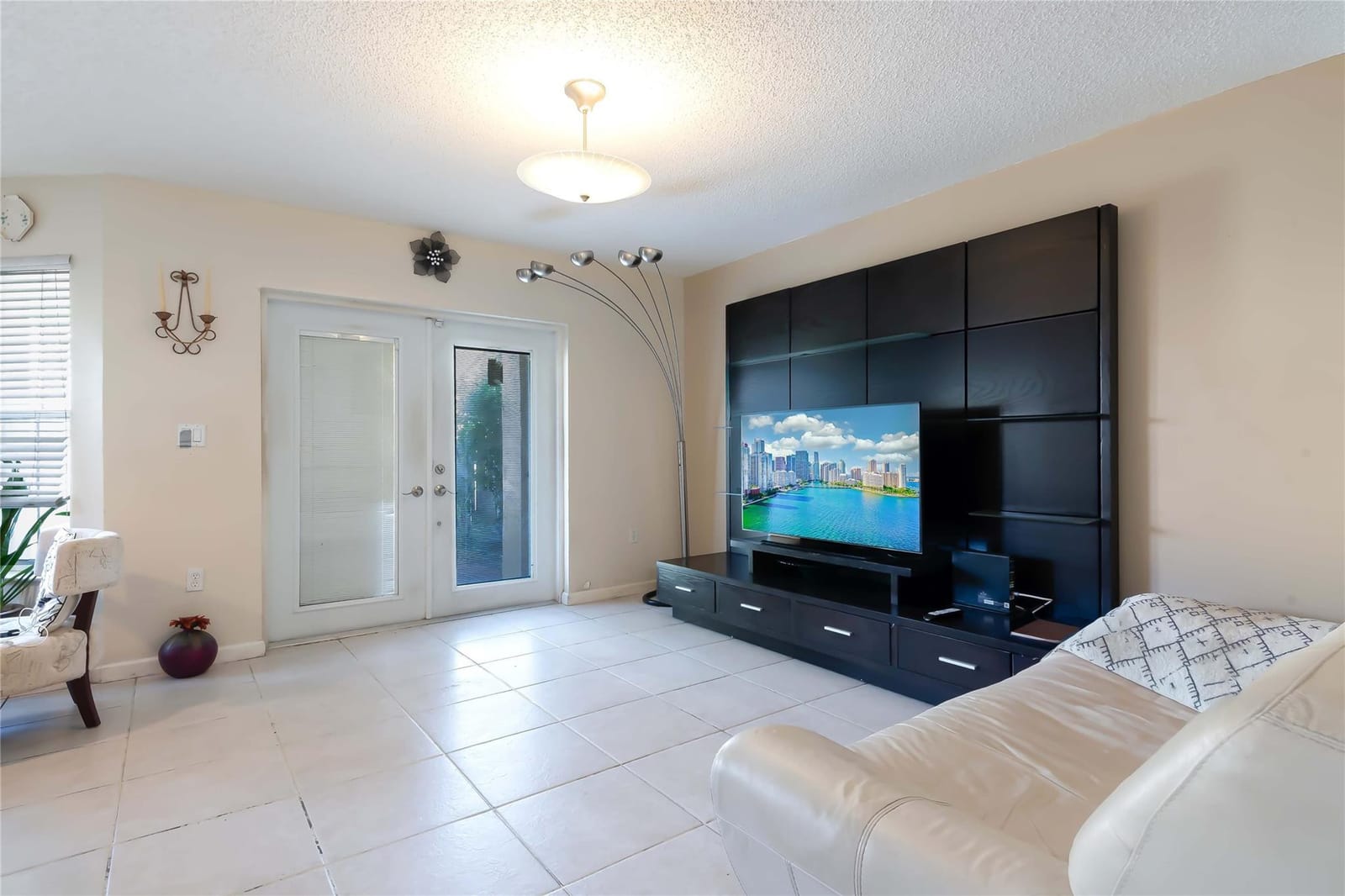 14015 N Forest Oak Circle 14015, Davie, FL 33325 photo 5