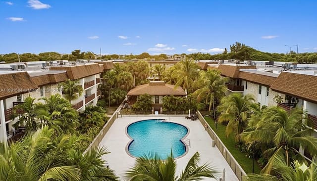 7477 SW 82nd Street C117, sold in Dadeland Capri Condo, Miami, FL
