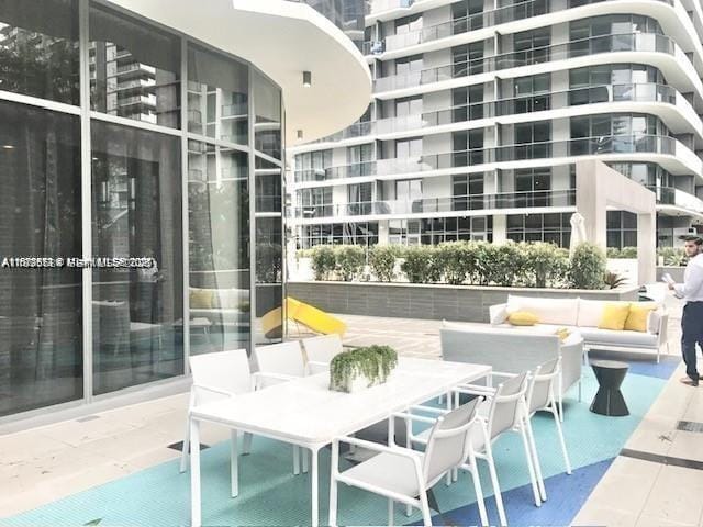 45 SW 9th Street 3009, Miami, FL 33130 photo 26