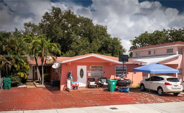 2613 SW 16th Terrace, sold in Grapeland, Miami, FL