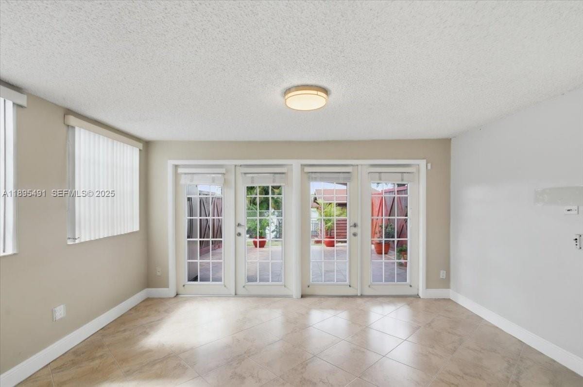 7048 W 17th Court, Hialeah, FL 33014 photo 16