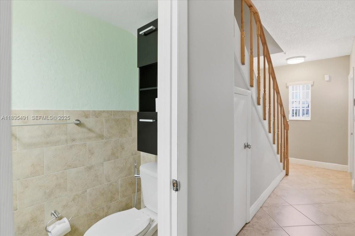 7048 W 17th Court, Hialeah, FL 33014 photo 19