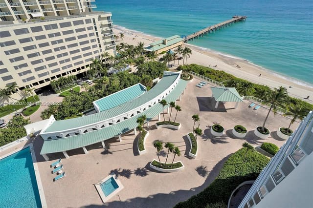 16485 Collins Avenue Cabana 9, Sunny Isles Beach, FL 33160
