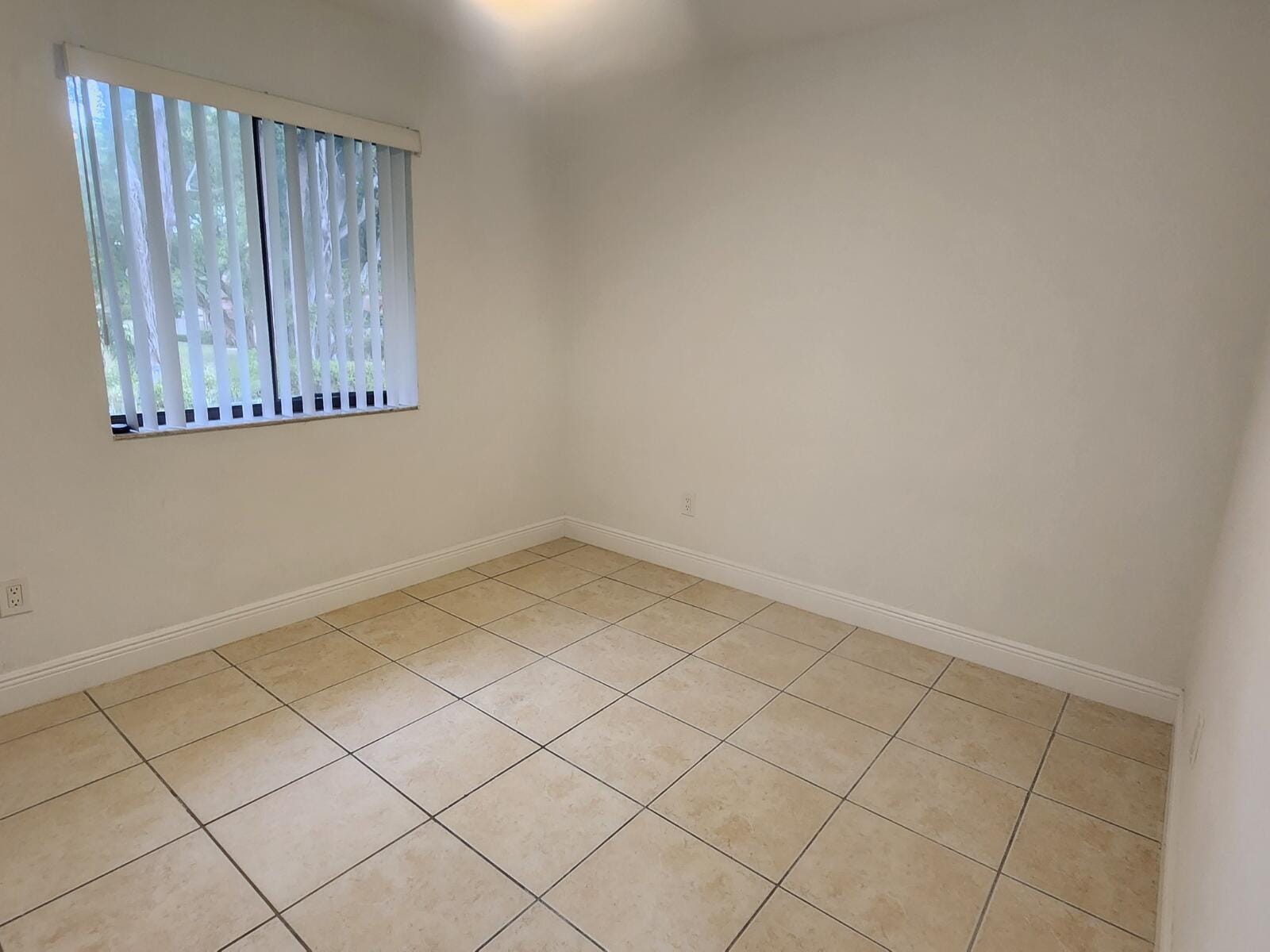 6013 10th Avenue N 208 — photo 12