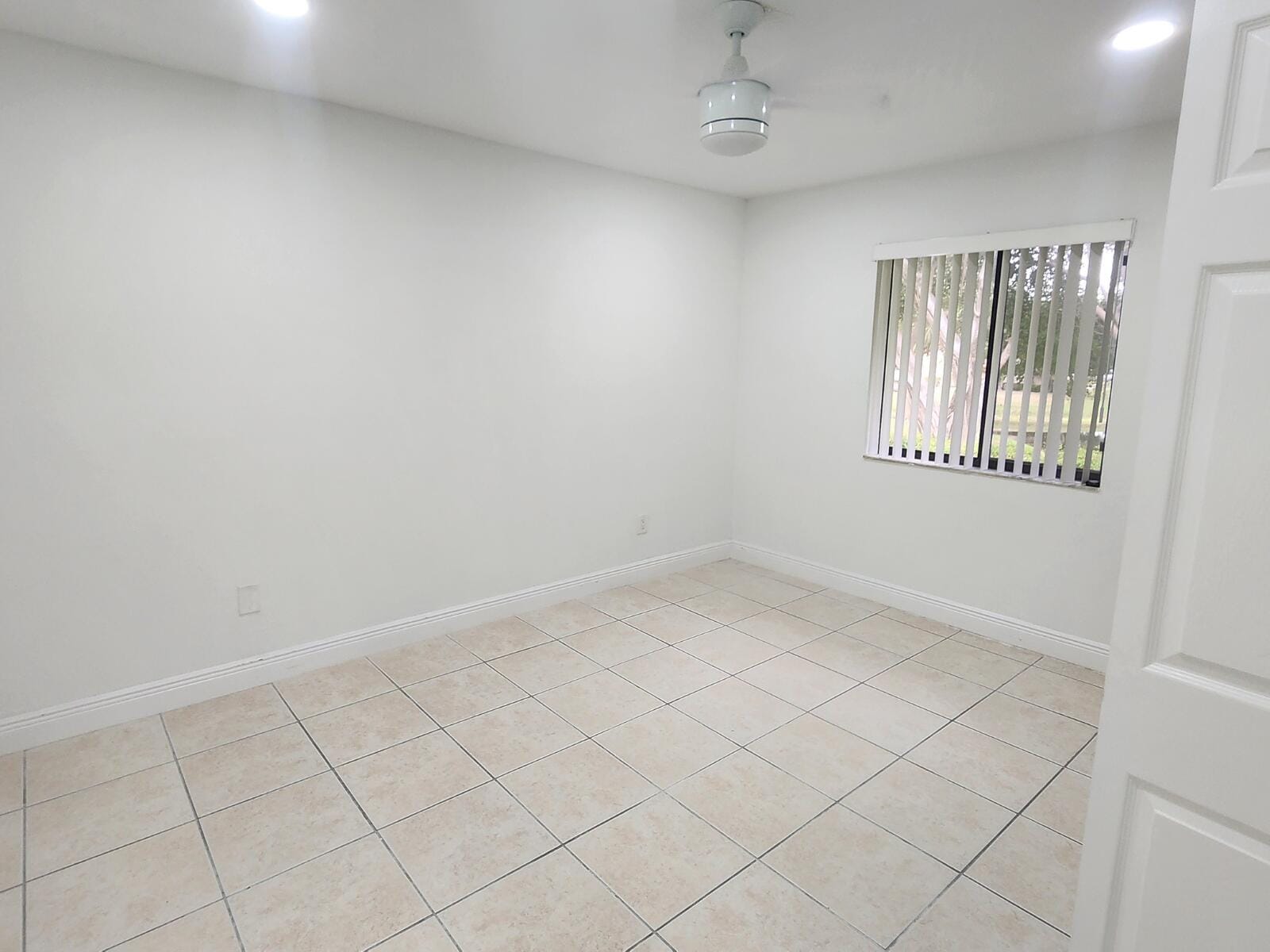 6013 10th Avenue N 208 — photo 10