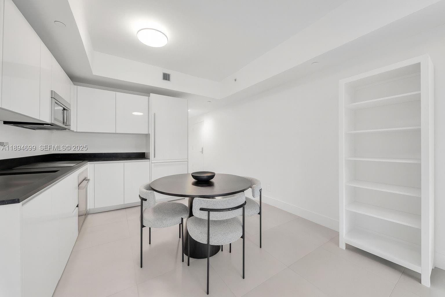 1010 Brickell Avenue 3210, Miami, FL 33131 photo 12