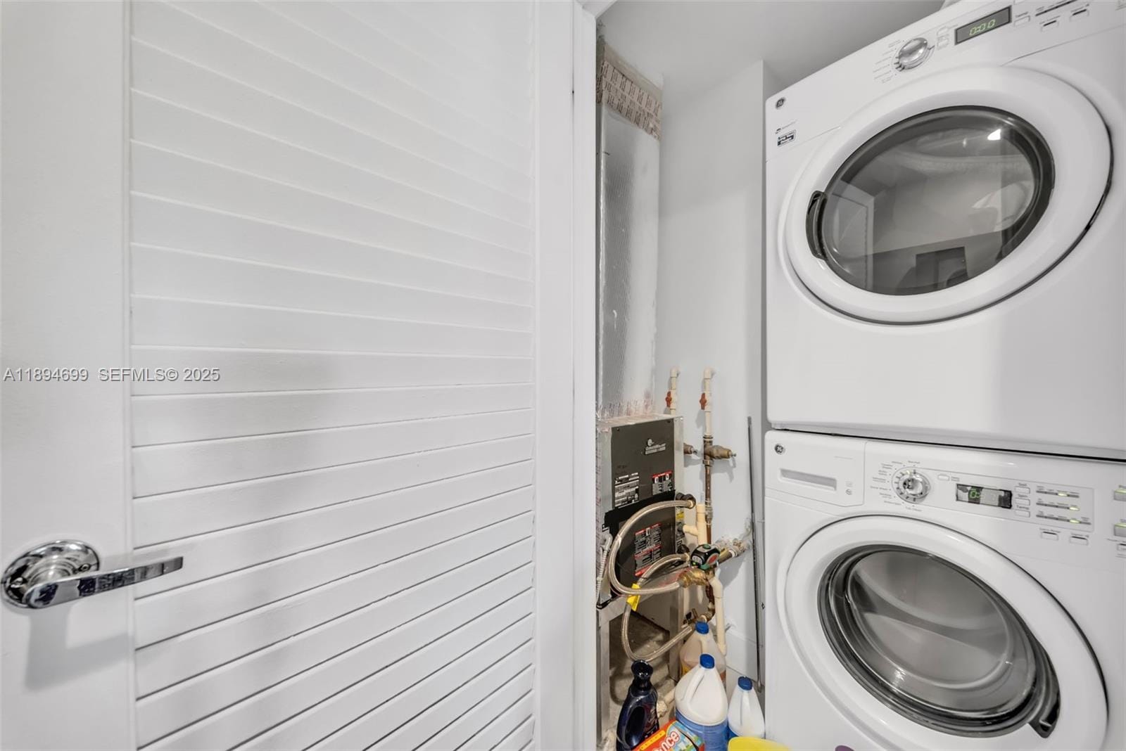 1010 Brickell Avenue 3210, Miami, FL 33131 photo 17
