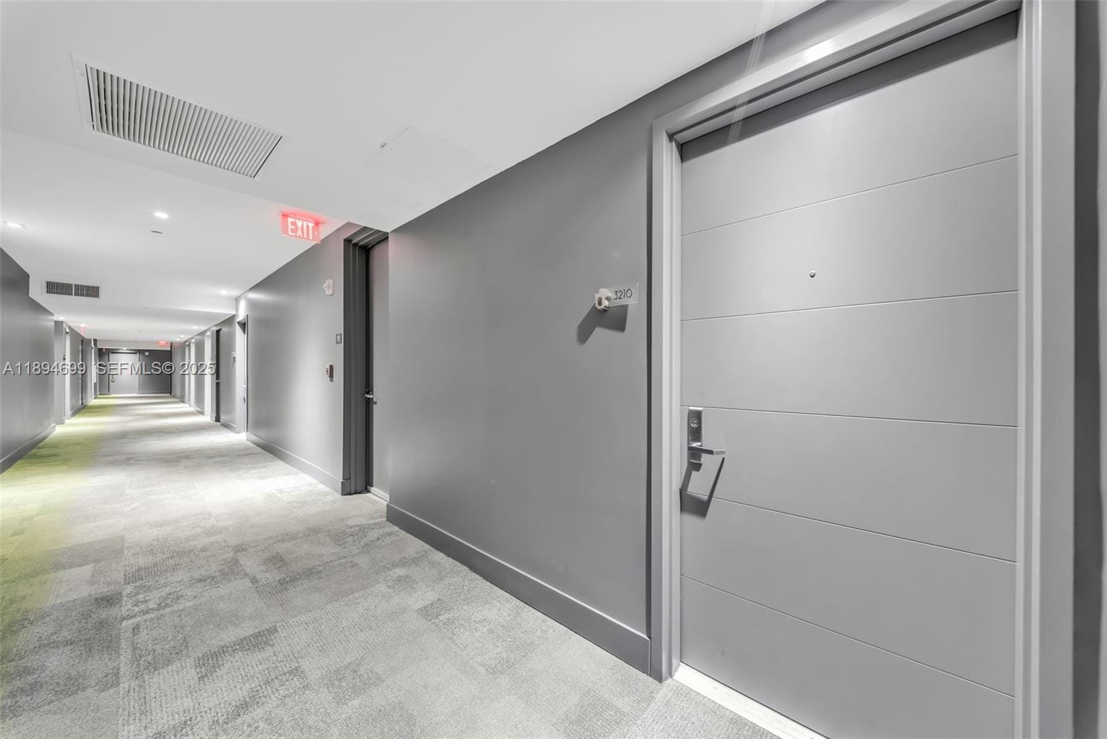 1010 Brickell Avenue 3210, Miami, FL 33131 photo 18