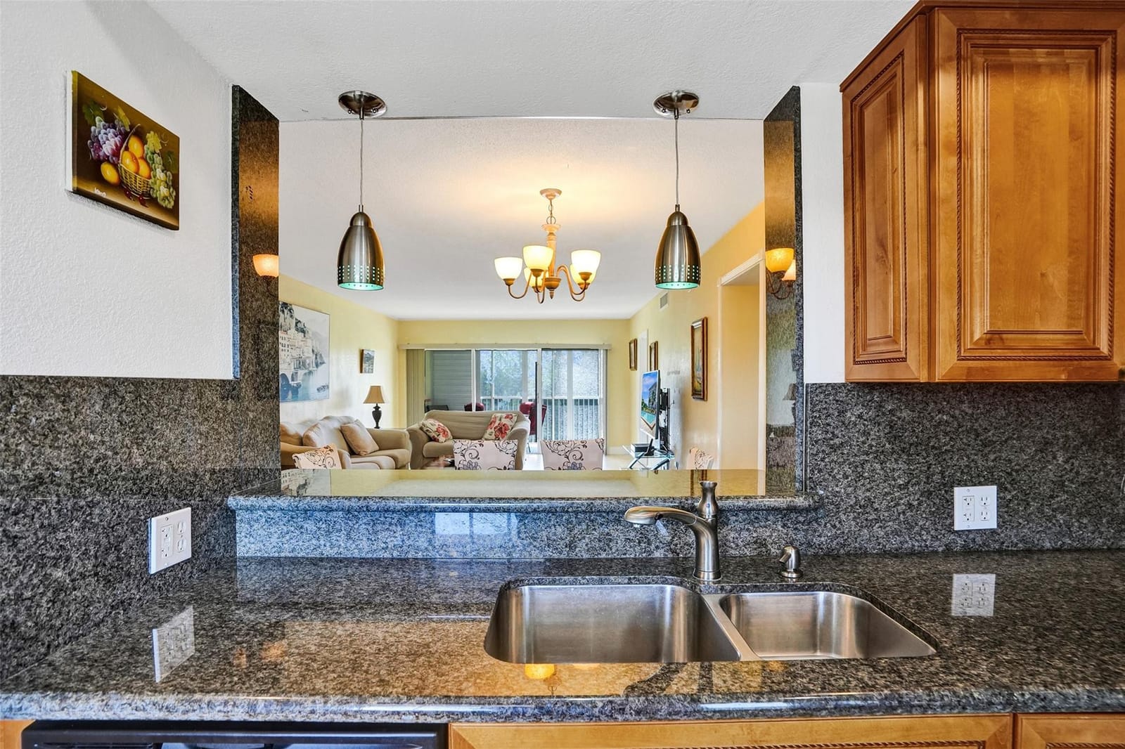 3250 N Palm Aire Drive 607 — photo 10