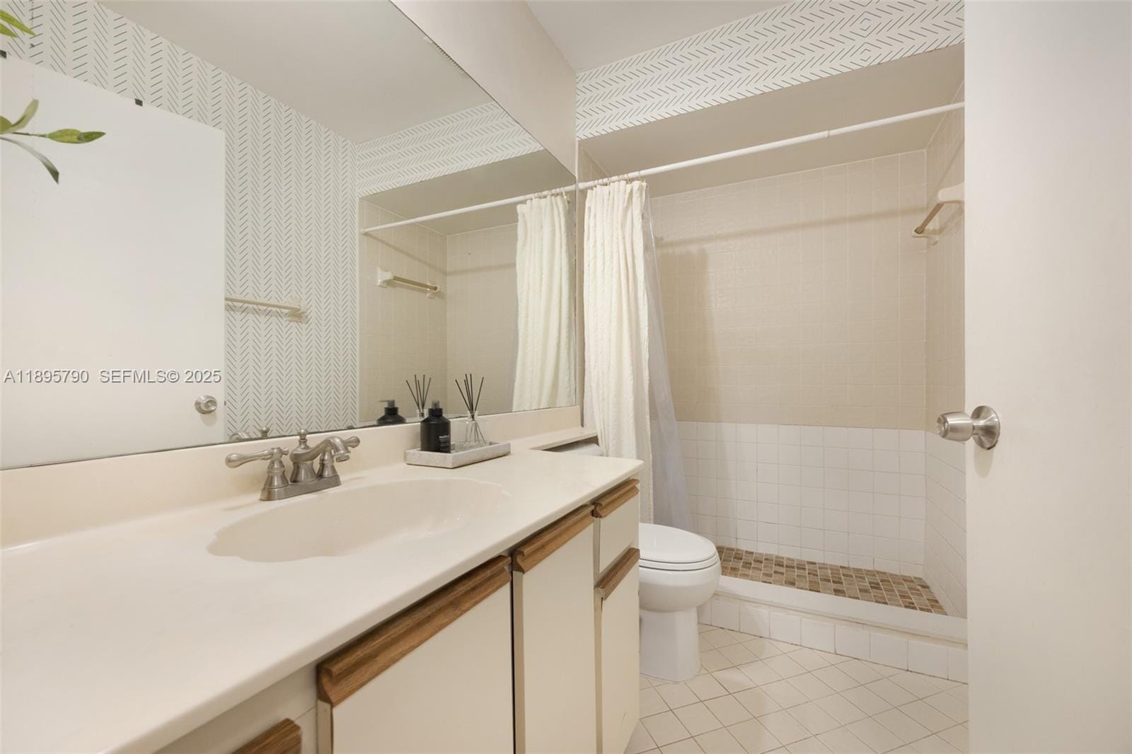9730 SW 219th Street, Cutler Bay, FL 33190 photo 23