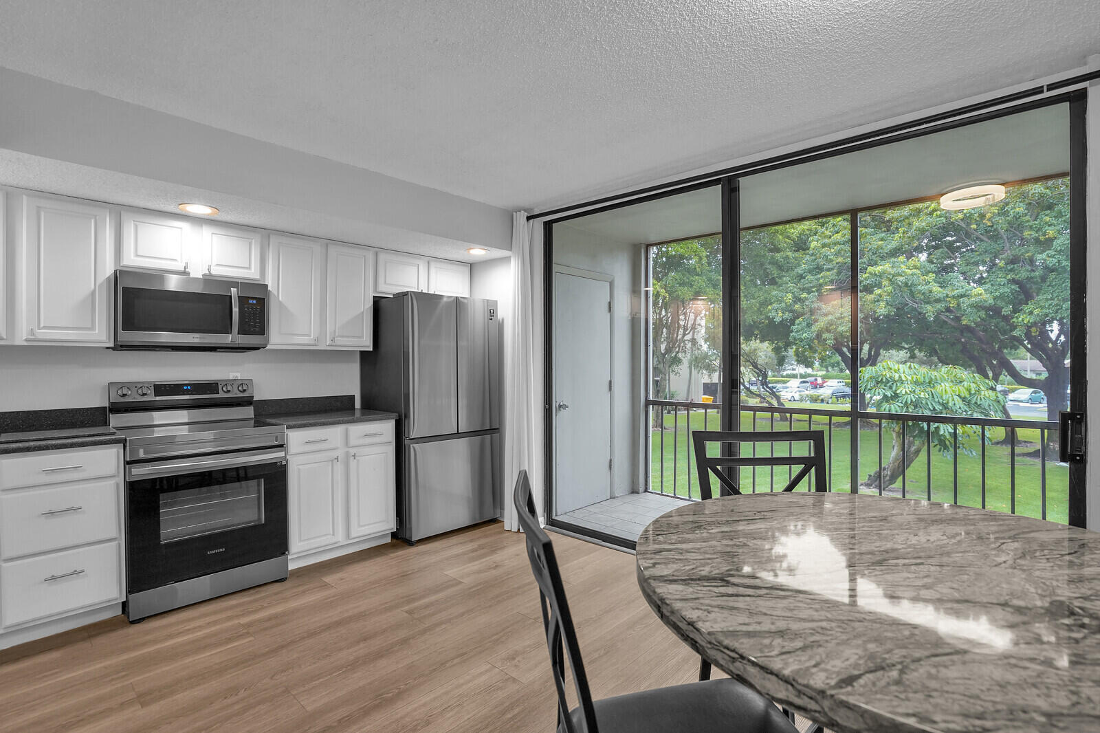 5190 Las Verdes Circle 214, Delray Beach, FL 33484, Delray Beach