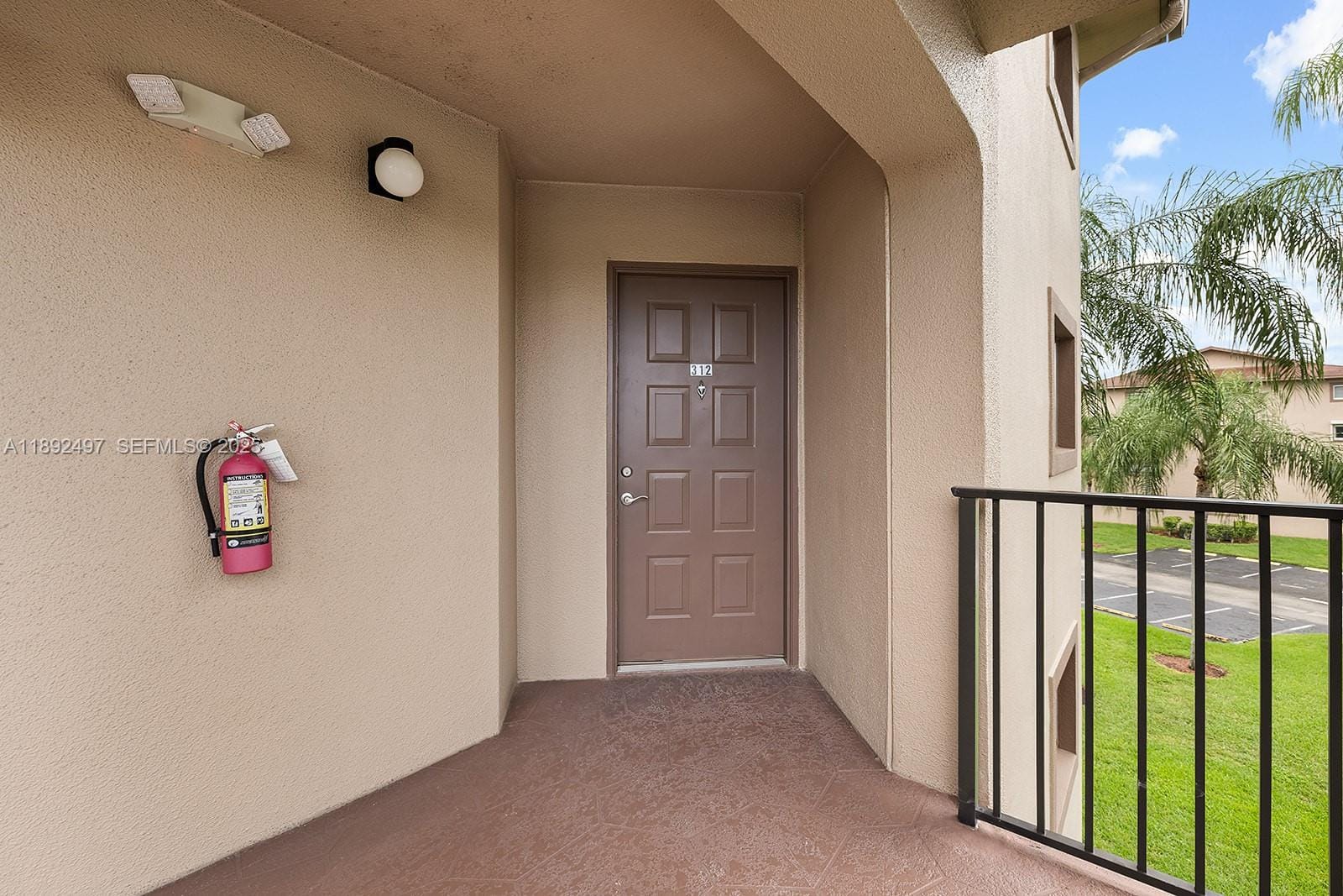 1400 SW 137th Avenue 312F, Pembroke Pines, FL 33027 photo 27