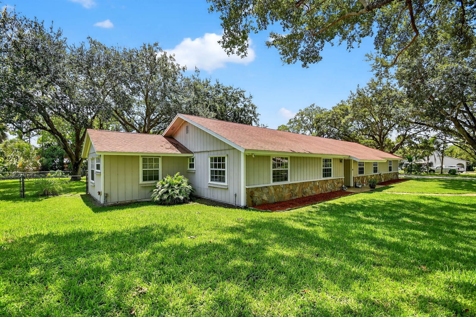 3108 Custer Avenue, Lake Worth, FL 33467 photo 3