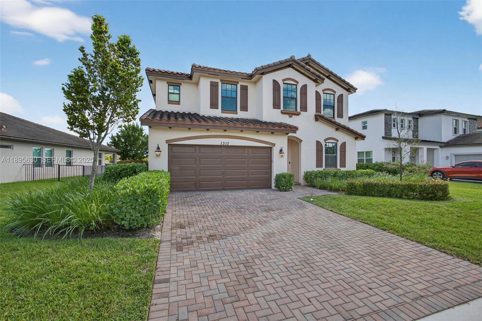 1310 Whitcombe Drive, Royal Palm Beach, FL 33411 photo 2