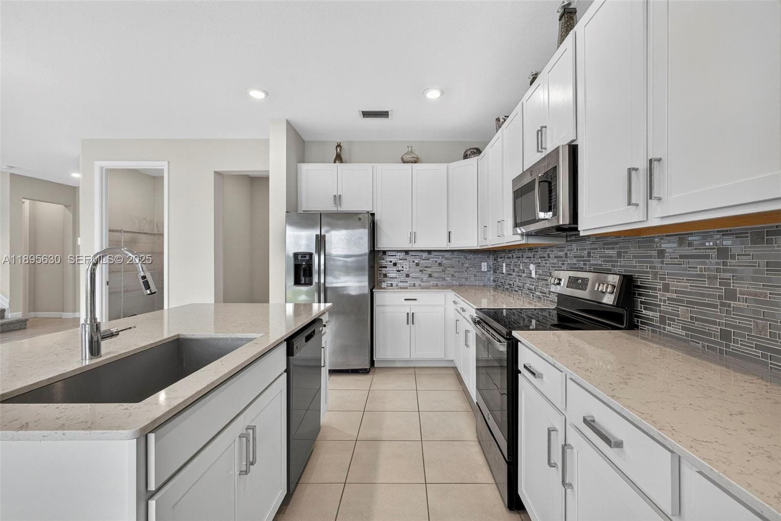 1310 Whitcombe Drive, Royal Palm Beach, FL 33411 photo 25