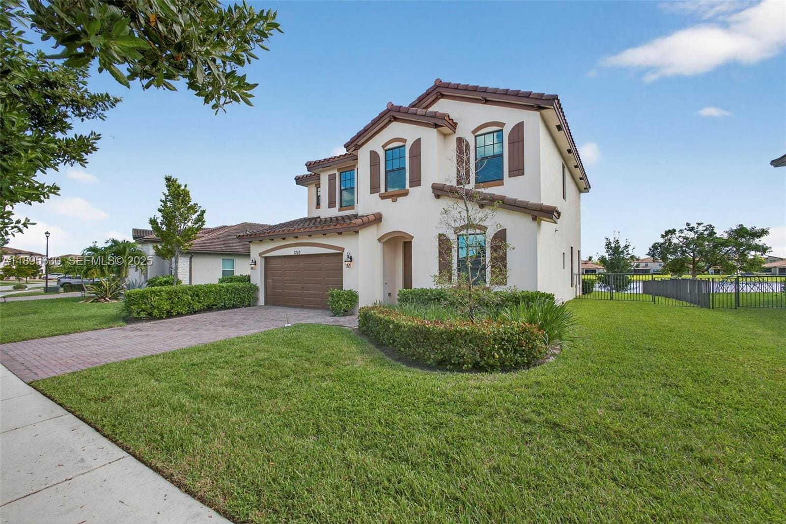 1310 Whitcombe Drive, Royal Palm Beach, FL 33411 photo 4
