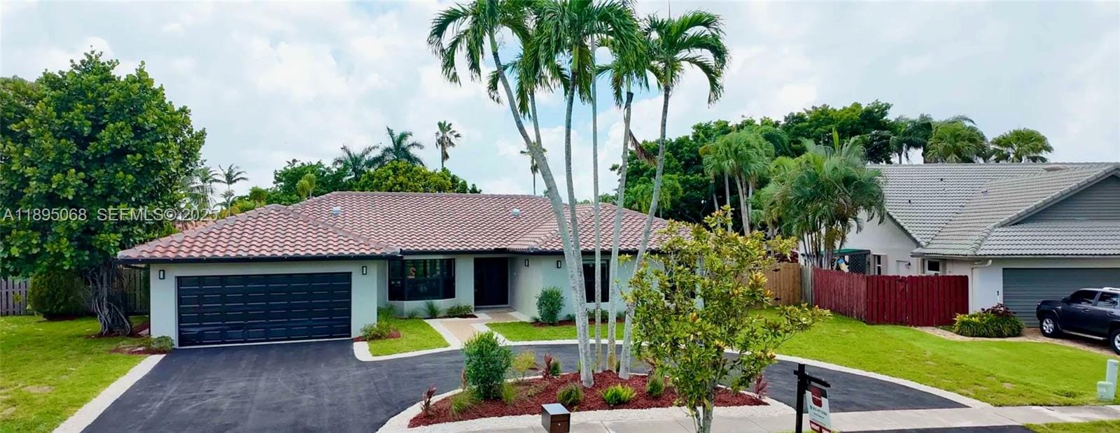 1005 NW 99th Avenue, Plantation, FL 33322