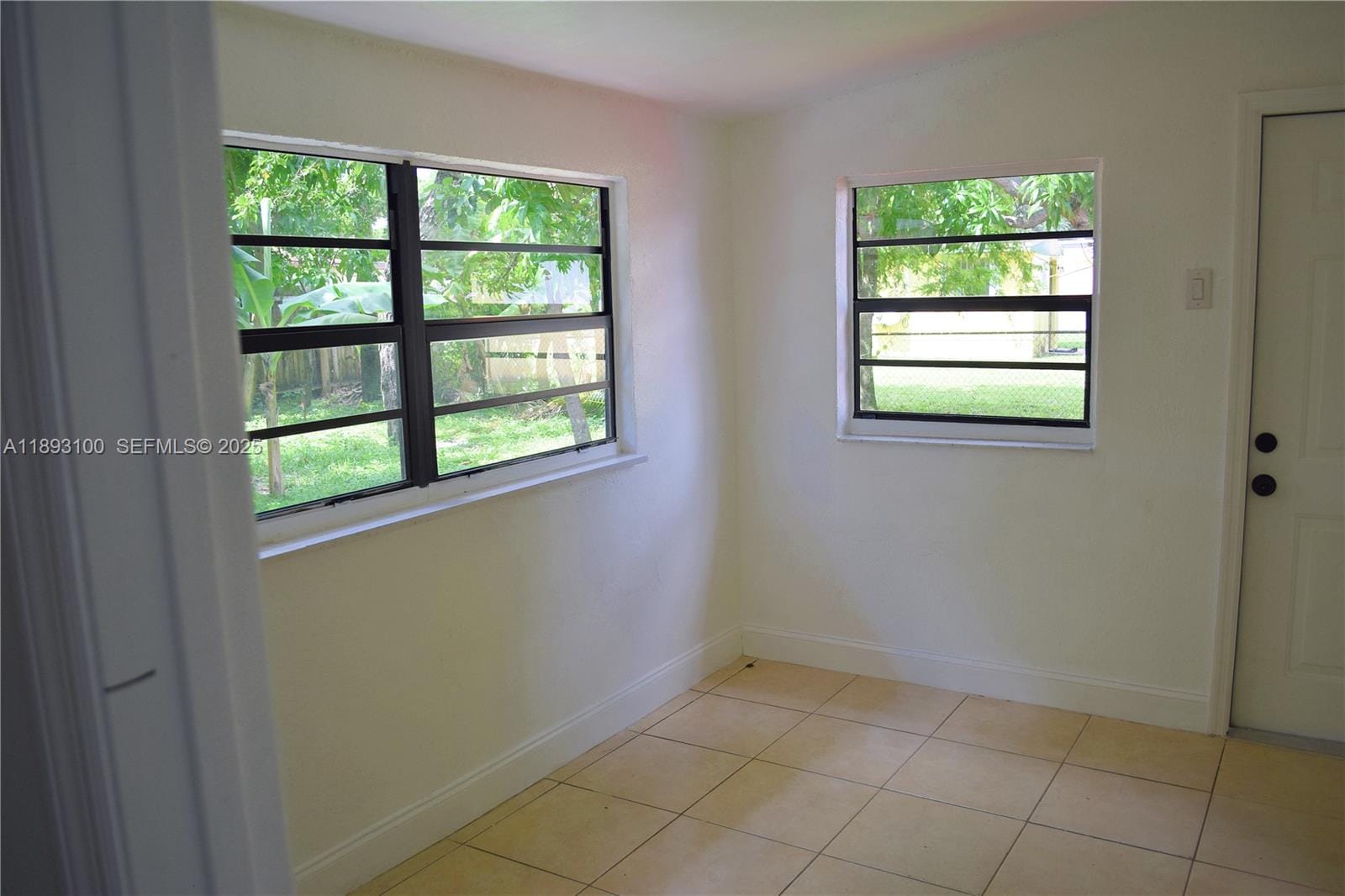 18600 NW 42nd Place, Miami Gardens, FL 33055 photo 8
