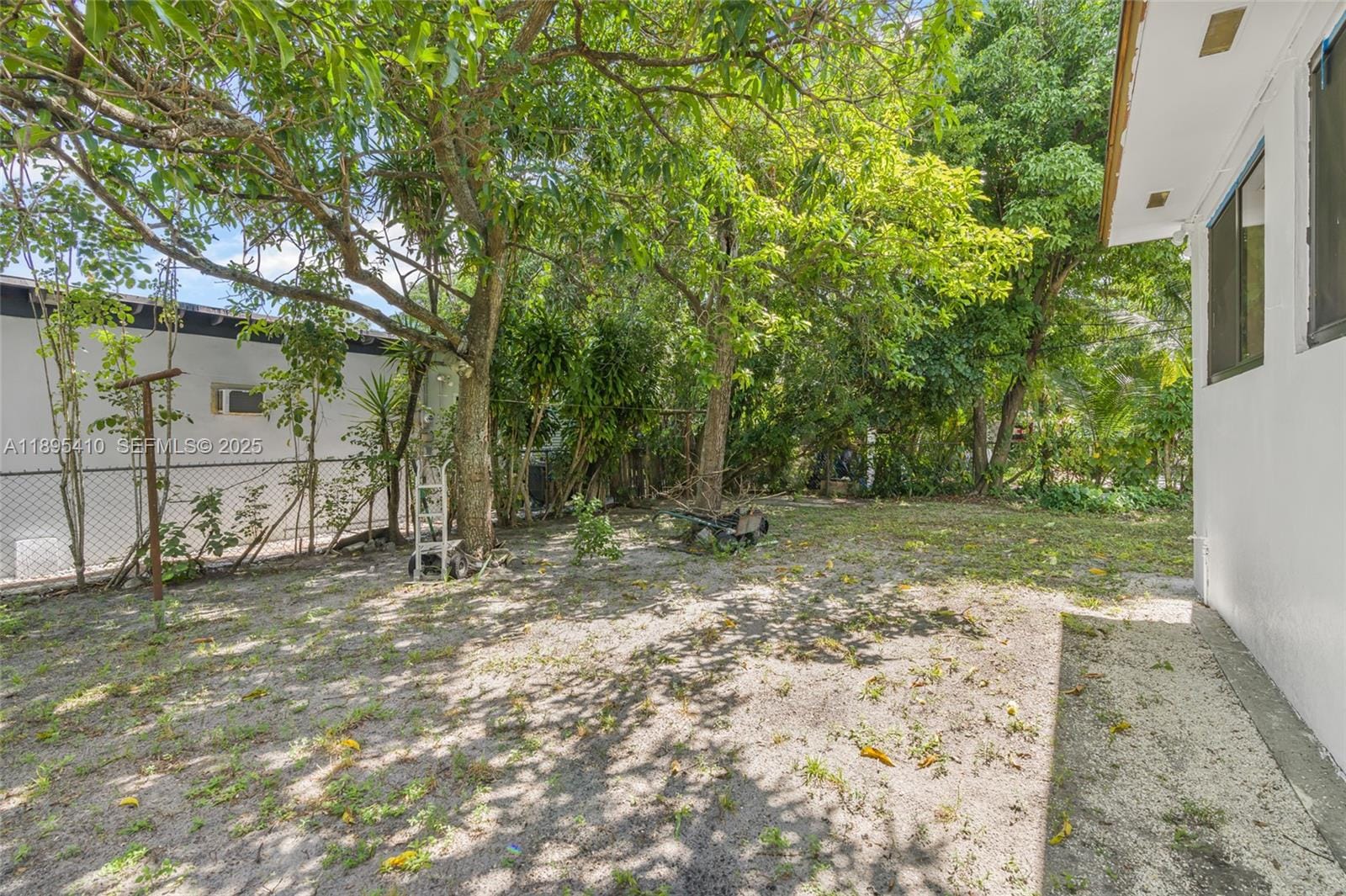 12037 NW 8th Avenue, North Miami, FL 33168 photo 15