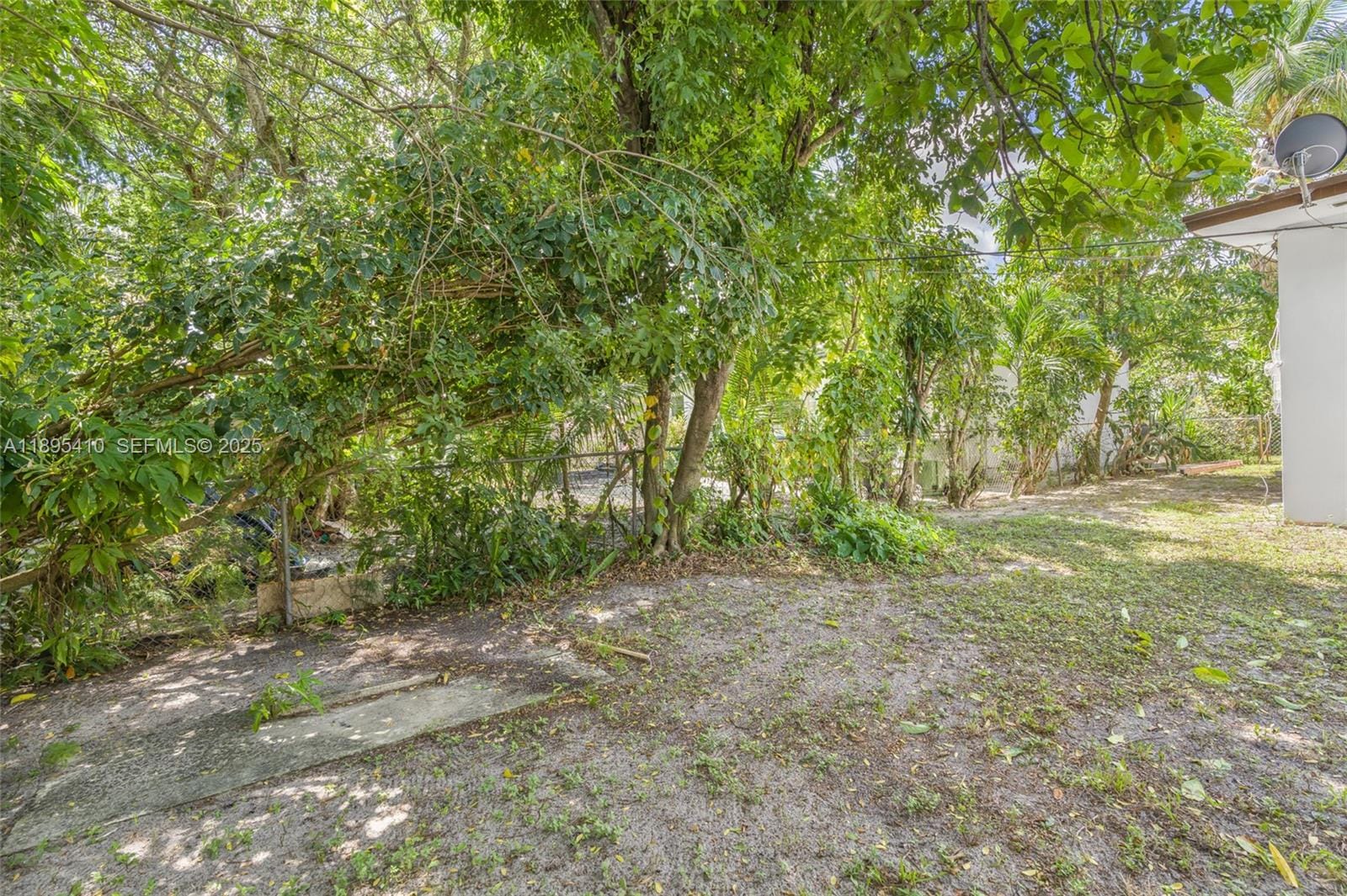 12037 NW 8th Avenue, North Miami, FL 33168 photo 16