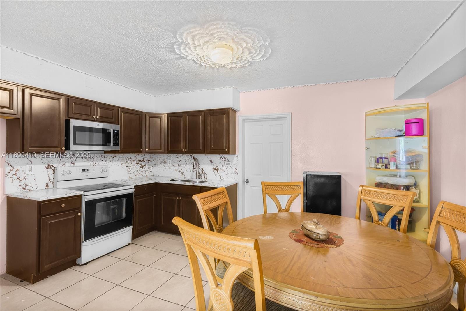 12037 NW 8th Avenue, North Miami, FL 33168 photo 6