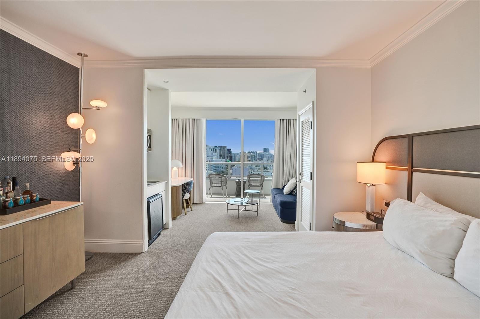 4401 Collins Avenue 1408, Miami Beach, FL 33140 photo 2