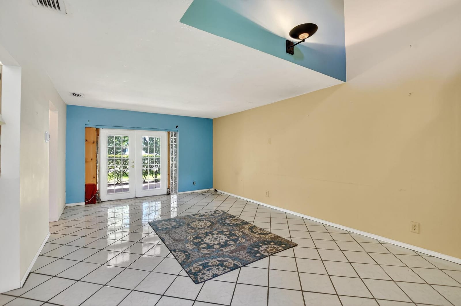 3770 NW 6th Street, Deerfield Beach, FL 33442 photo 4