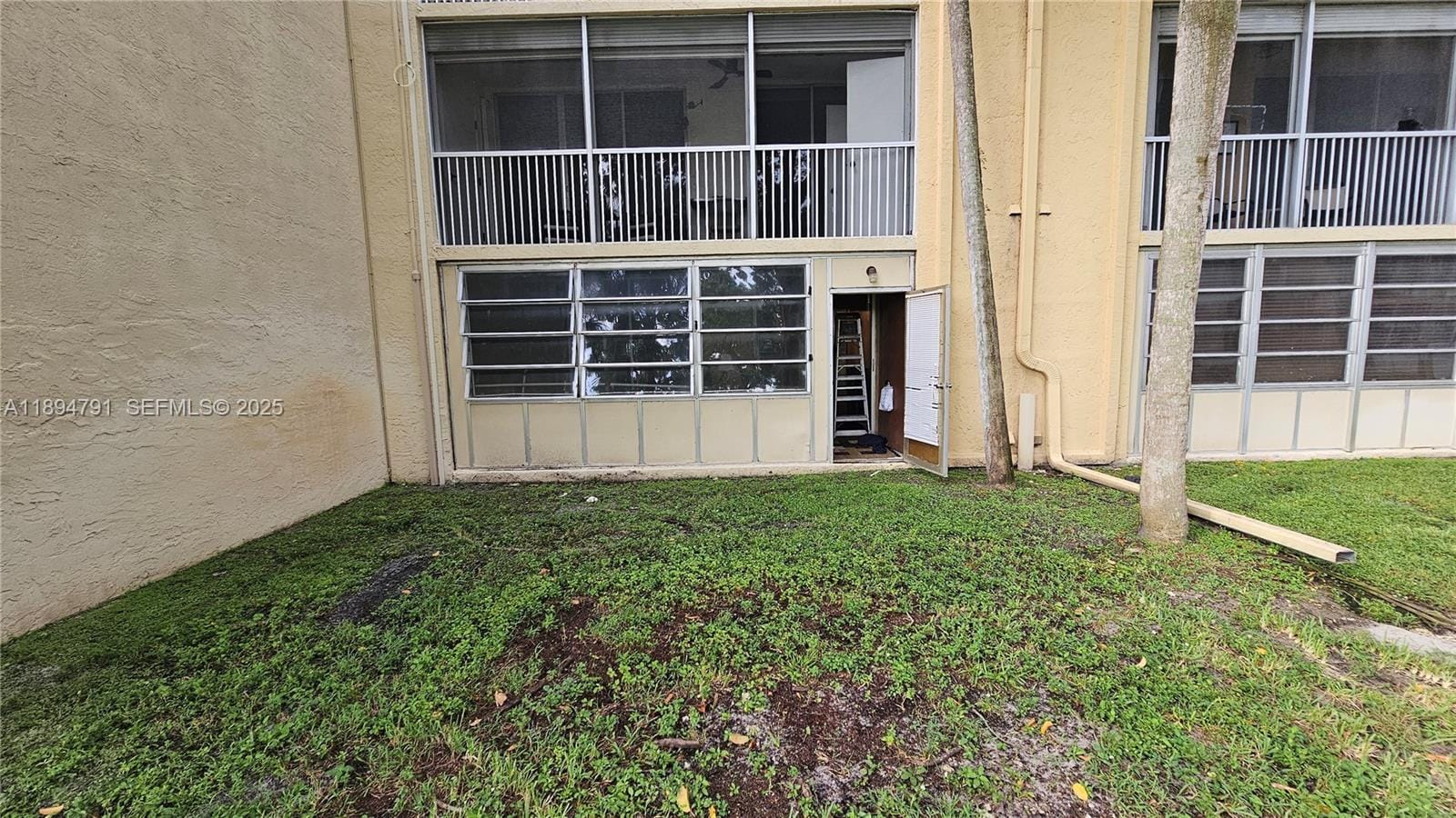 3341 NW 47th Terrace 112, Lauderdale Lakes, FL 33319 photo 3