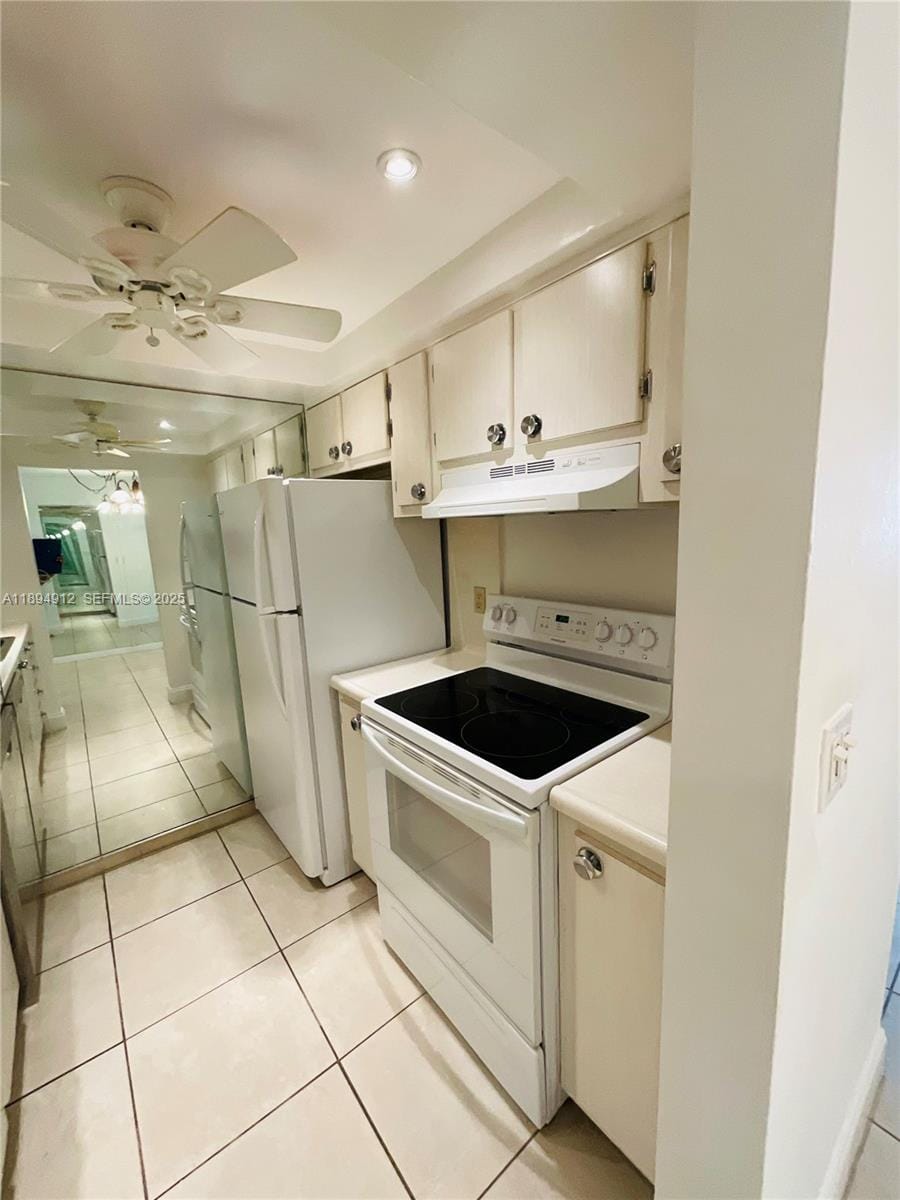 419 Golden Isles Drive 106, Hallandale Beach, FL 33009 photo 21