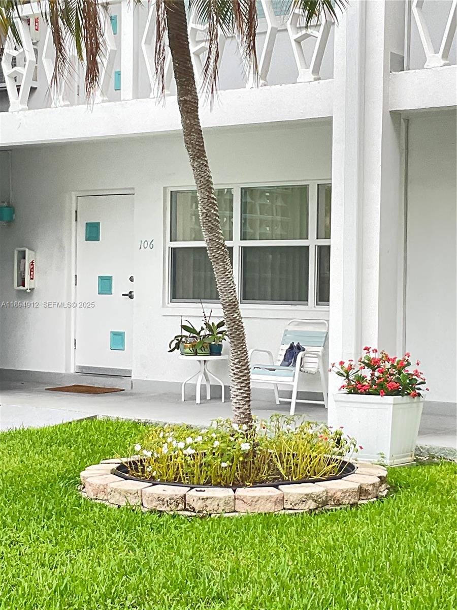 419 Golden Isles Drive 106 — photo 5