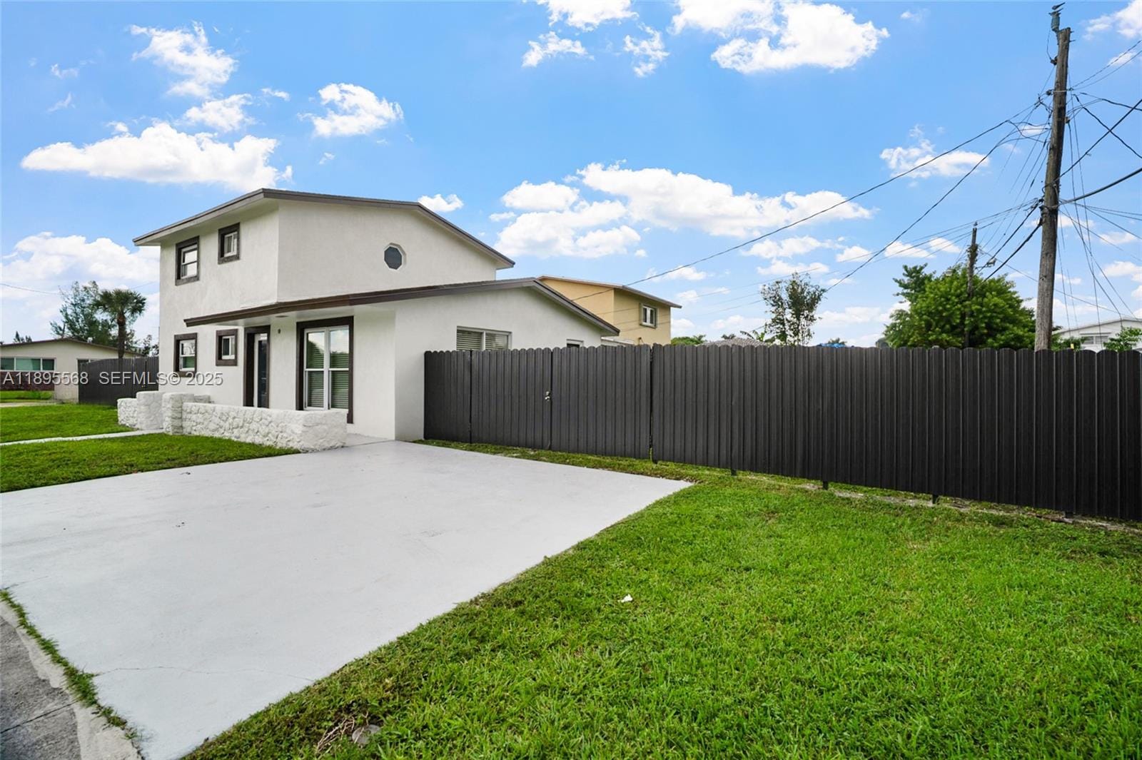 301 SW 12th Avenue, Dania Beach, FL 33004 photo 3