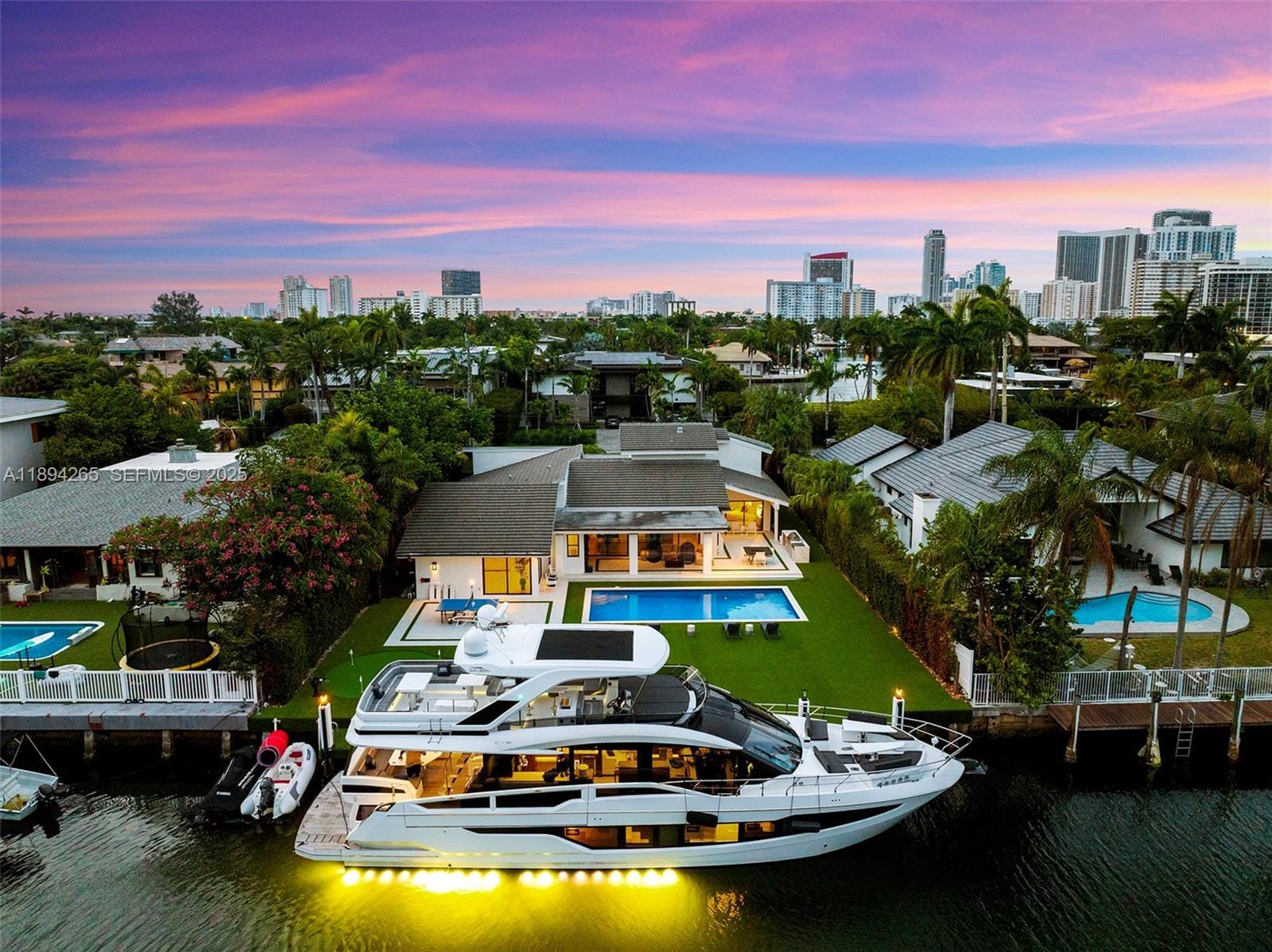 207 Holiday Drive, Hallandale Beach, FL 33009 photo 2