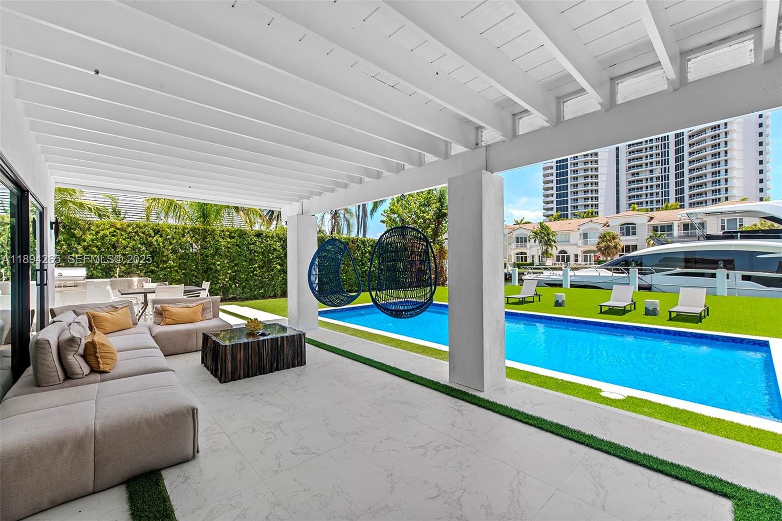 207 Holiday Drive, Hallandale Beach, FL 33009 photo 21