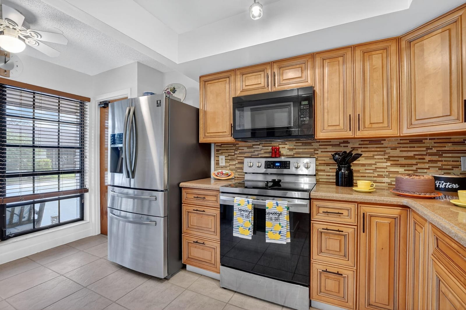 2041 SW 15th Place, Deerfield Beach, FL 33442 photo 9